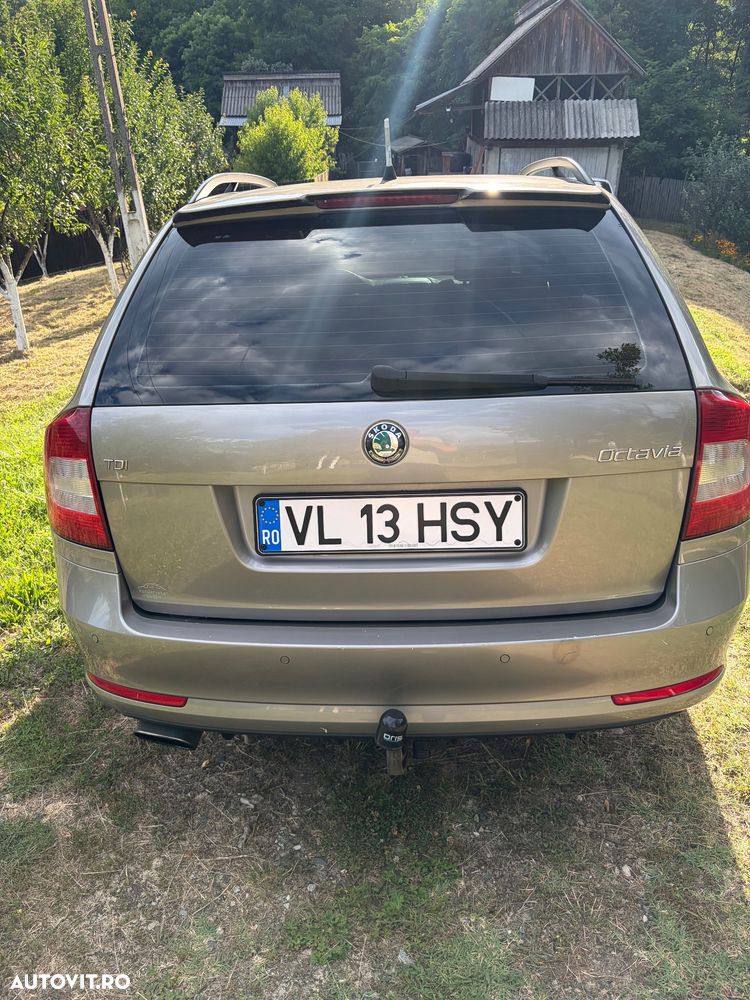 SKODA Octavia 2011 — imagine 2