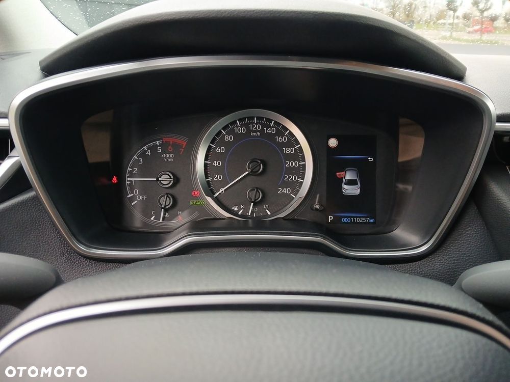 Toyota Corolla 1.8 Hybrid Comfort - 28