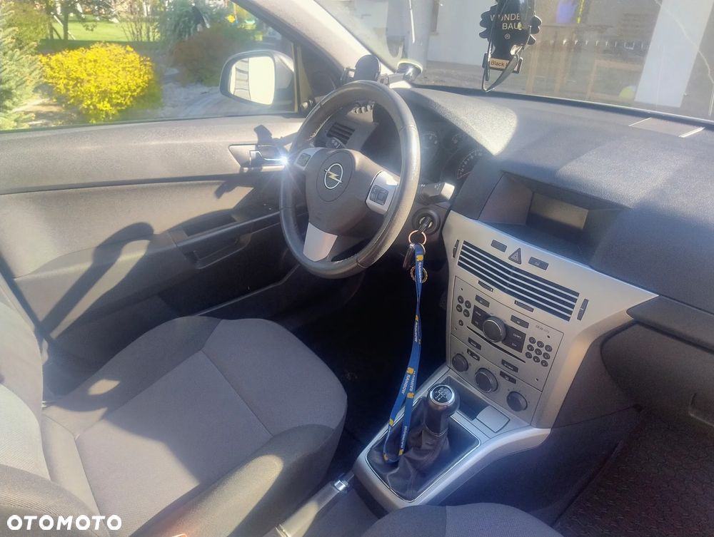 Opel Astra - 10