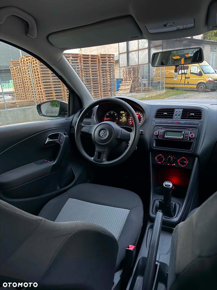 Volkswagen Polo 1.6 TDI DPF Trendline - 12