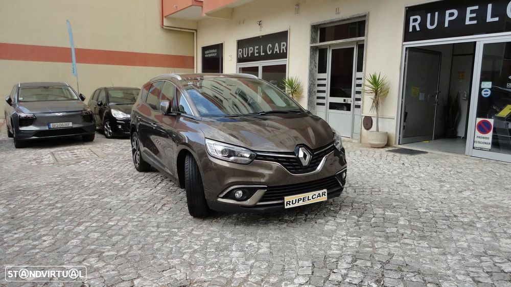 Renault Grand Scénic 1.6 dCi Bose Edition SS - 9