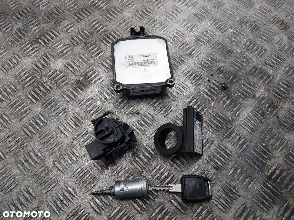 ZESTAW STARTOWY + STACYJKA Z KLUCZYKIEM ASTRA G 1.6 16V 09355929 13107754 - 1