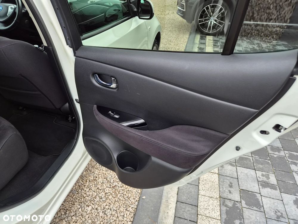 Nissan Leaf - 22