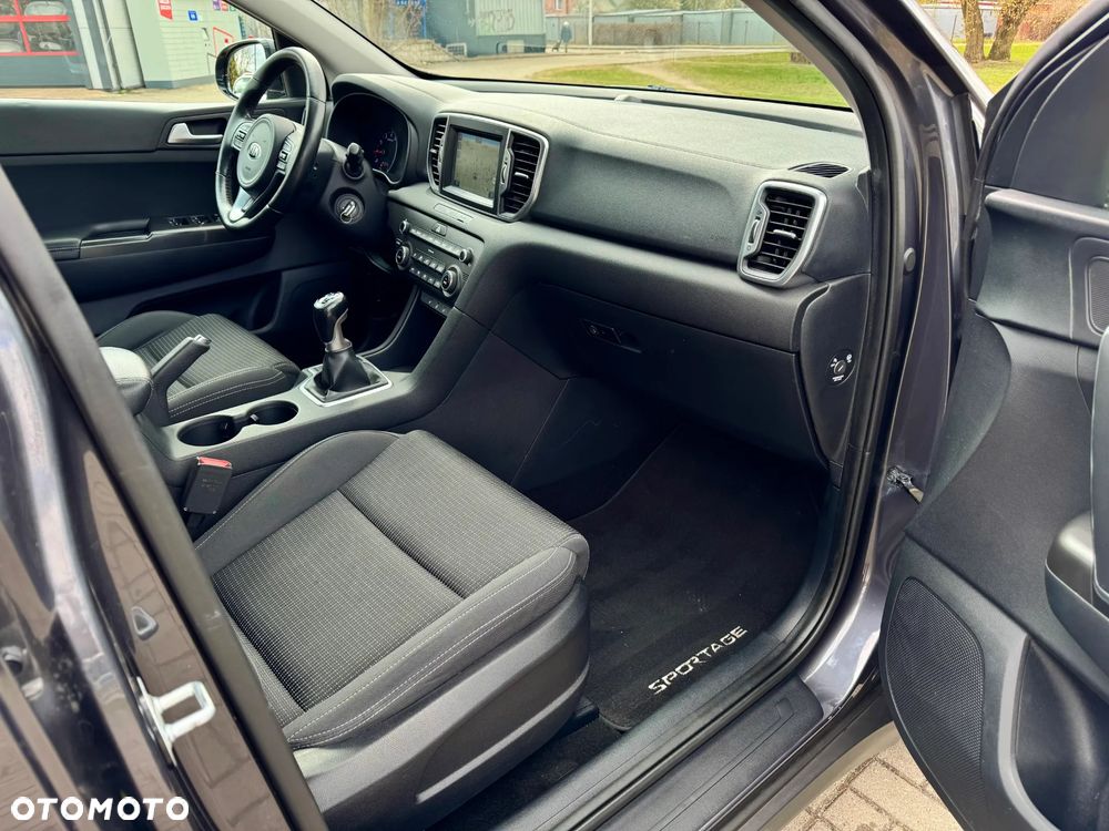 Kia Sportage 1.6 GDI 2WD Vision - 12