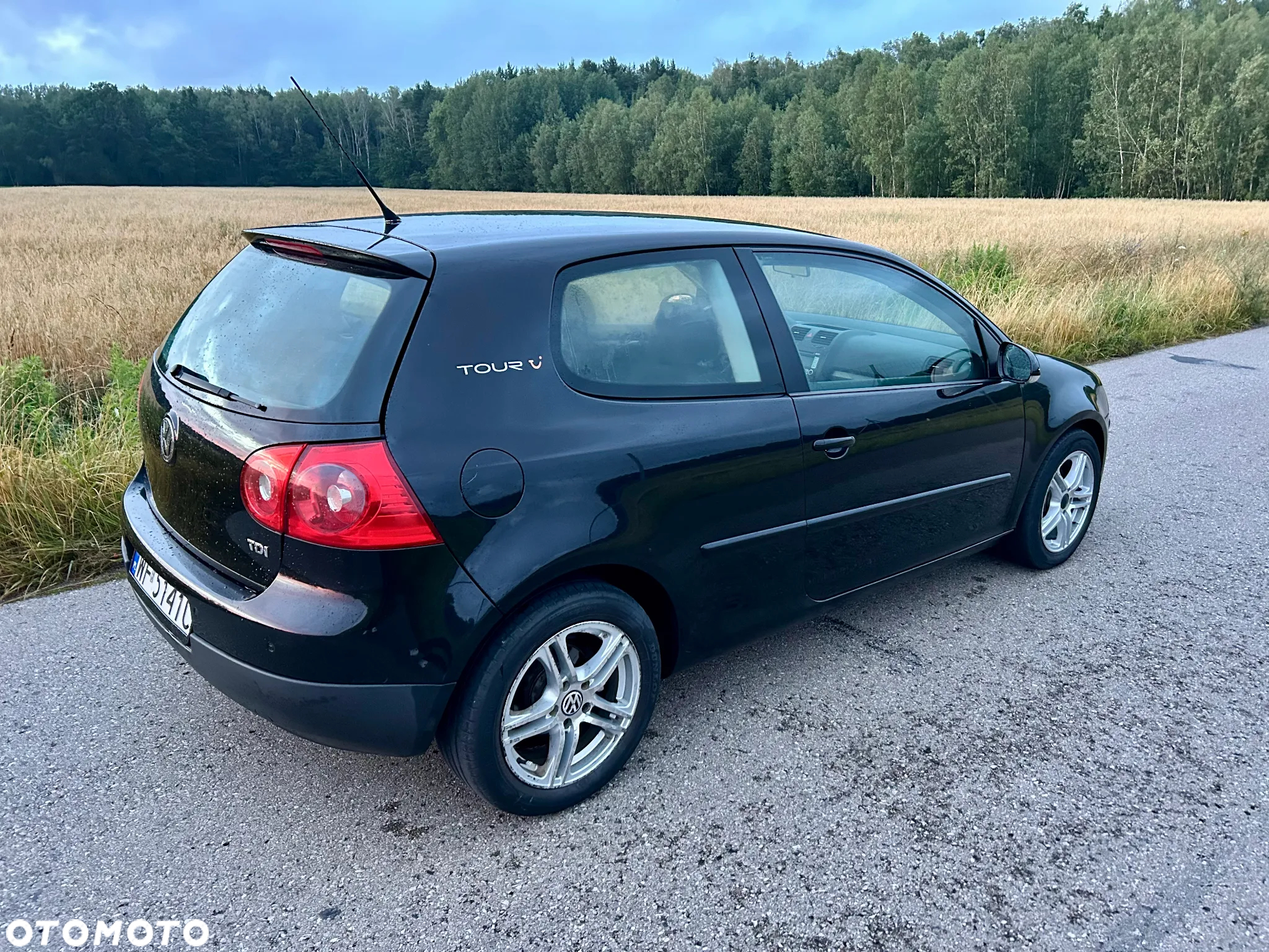Volkswagen Golf V 1.9 TDI Comfortline - 3