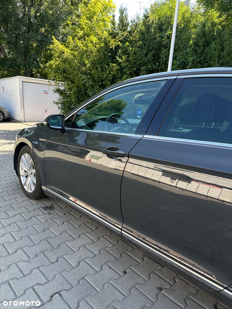 Volkswagen Passat - 3