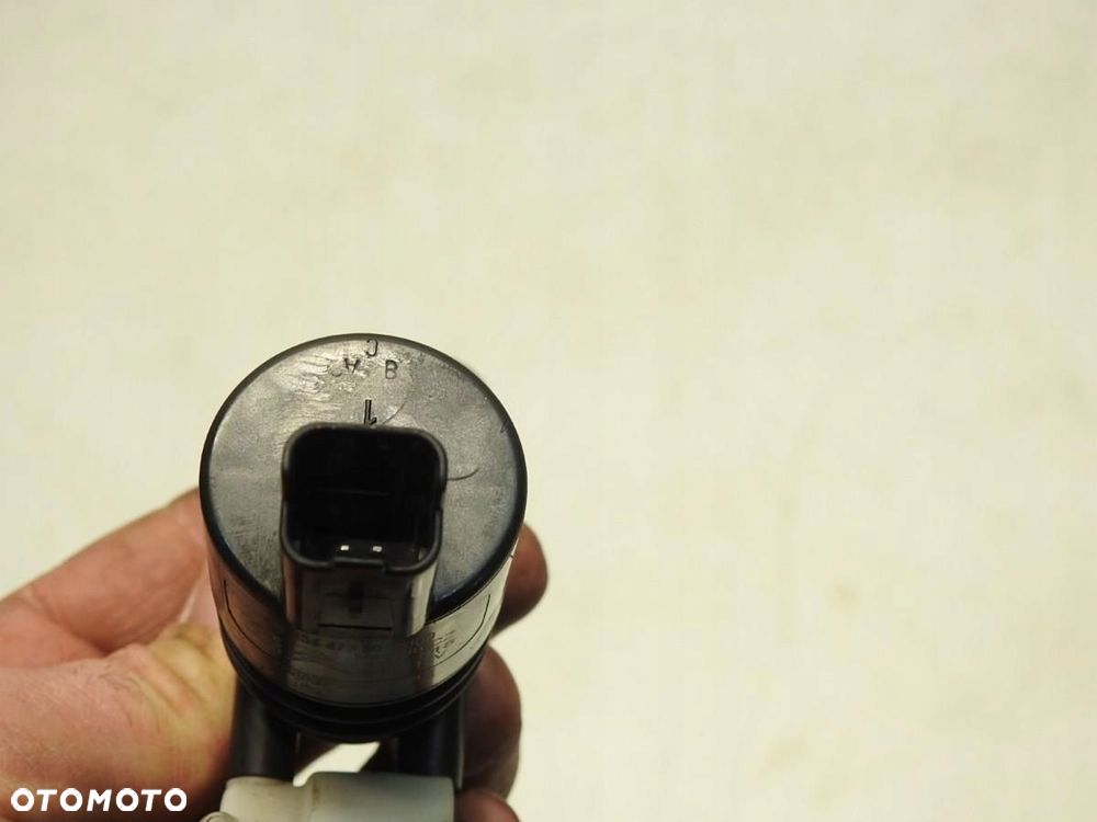 POMPKA SPRYSKIWACZA SZYBY CZOŁOWEJ CITROEN C5 III X7 9643447980 - 3