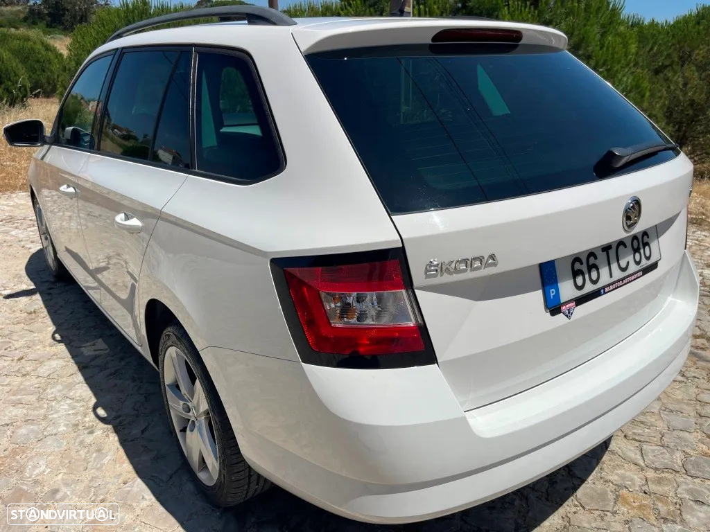 Skoda Fabia Break 1.4 TDi Style - 14