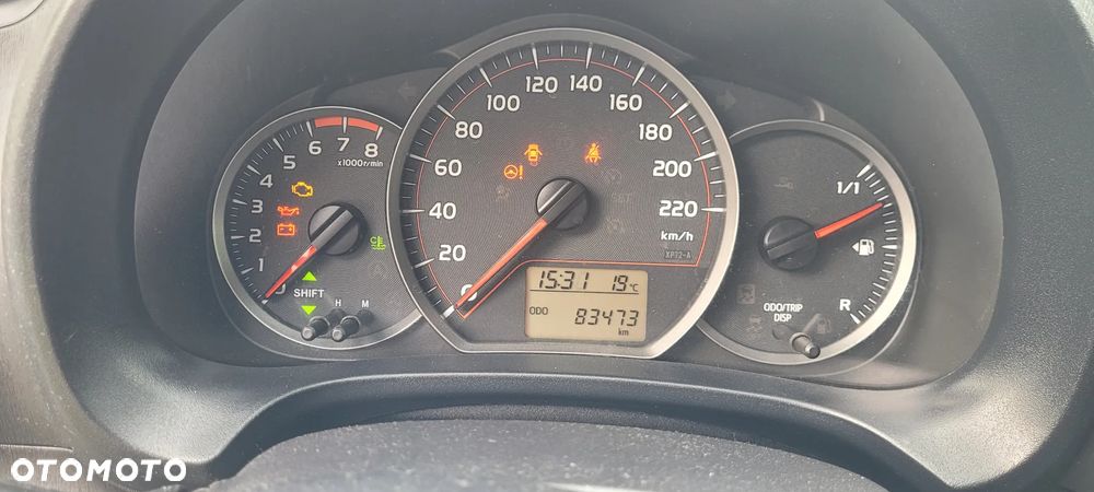 Toyota Yaris 1.33 Premium - 7