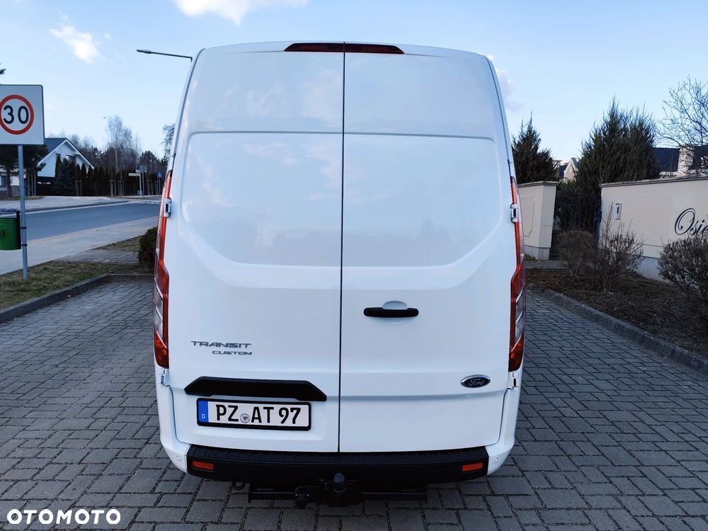 Ford Transit Custom - 10
