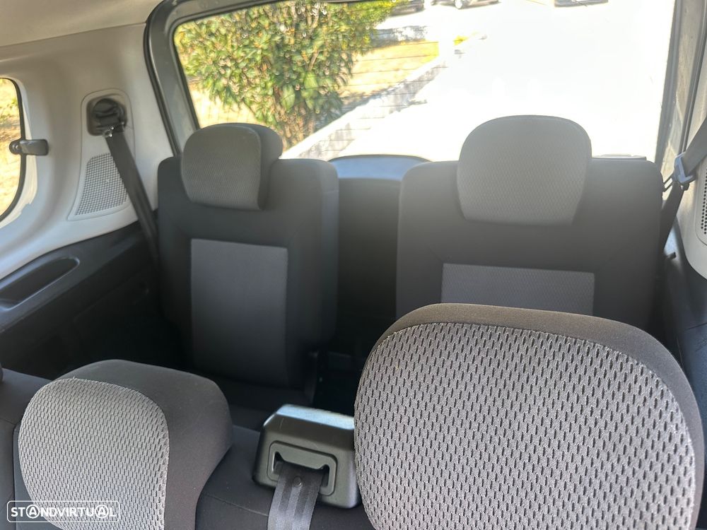 Fiat Doblo 1.3 M-Jet 7L Start&Stop - 19