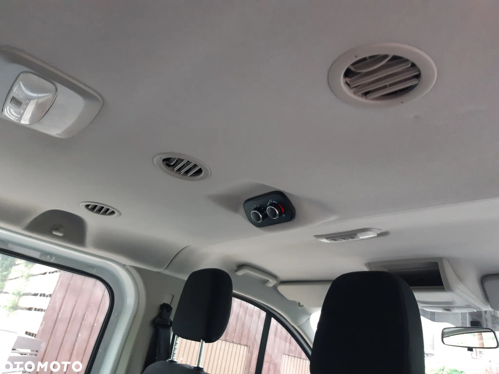 Ford Transit Custom - 10