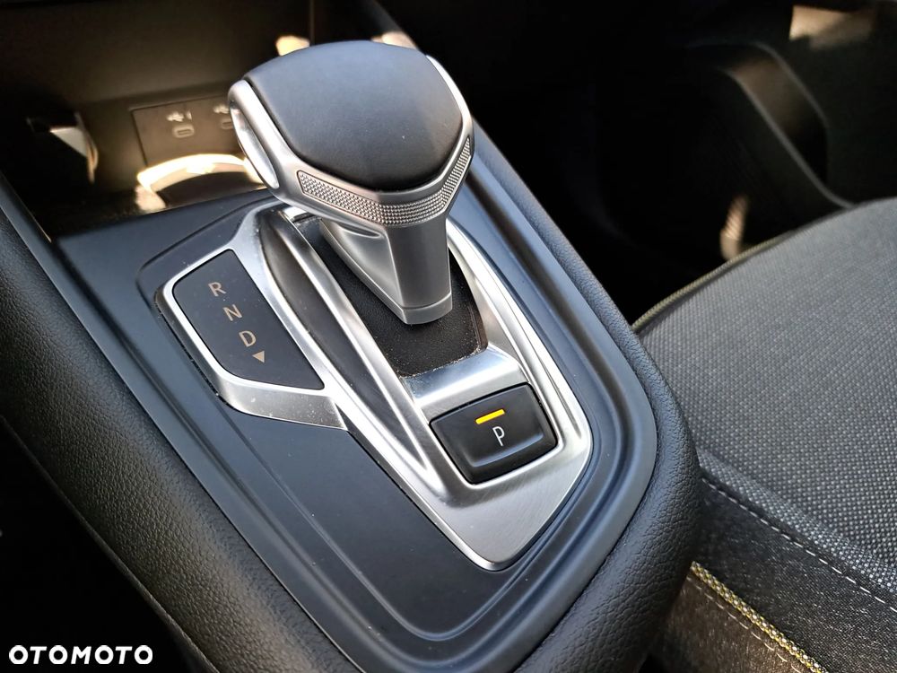 Renault Captur 1.3 TCe mHEV Techno EDC - 17