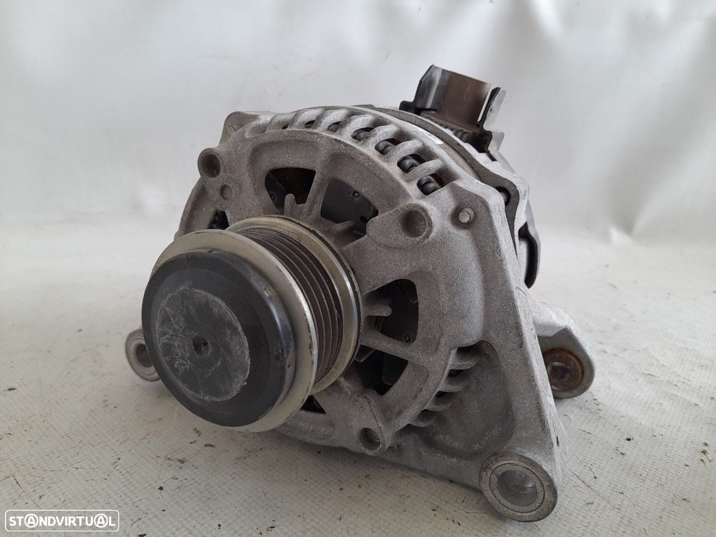 Alternador OPEL Corsa E - 1