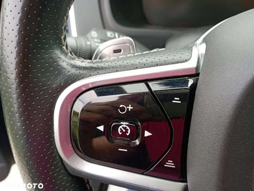 Volvo XC 90 B5 D AWD Geartronic RDesign - 35