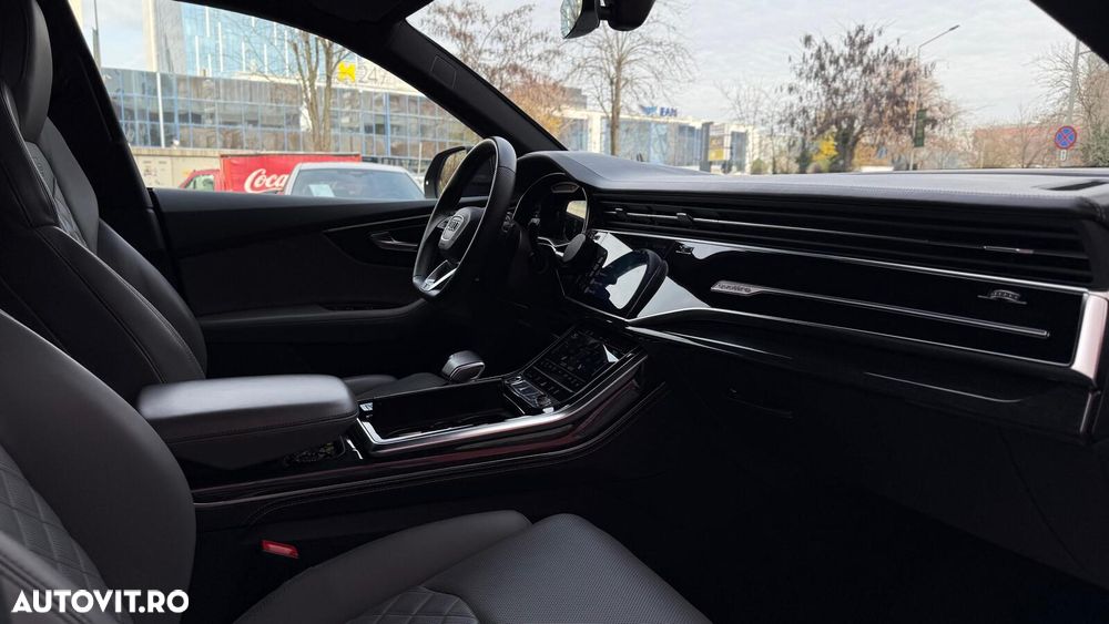 Audi Q8 3.0 55 TFSI quattro Tiptronic MHEV - 17