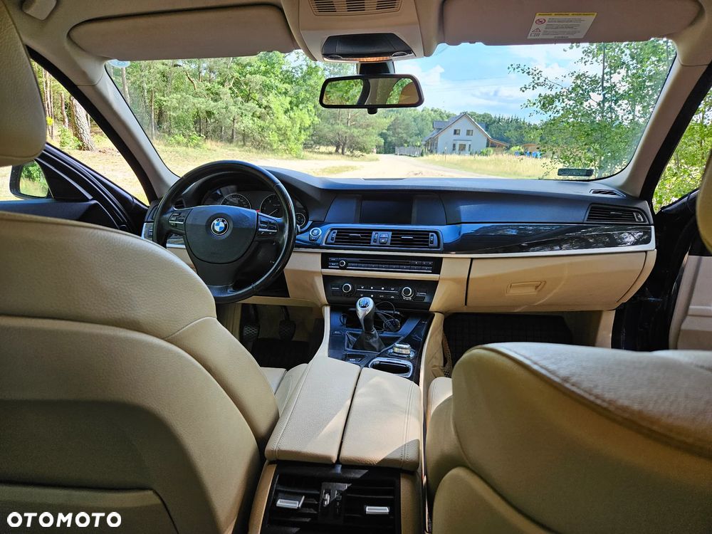 BMW Seria 5 - 12