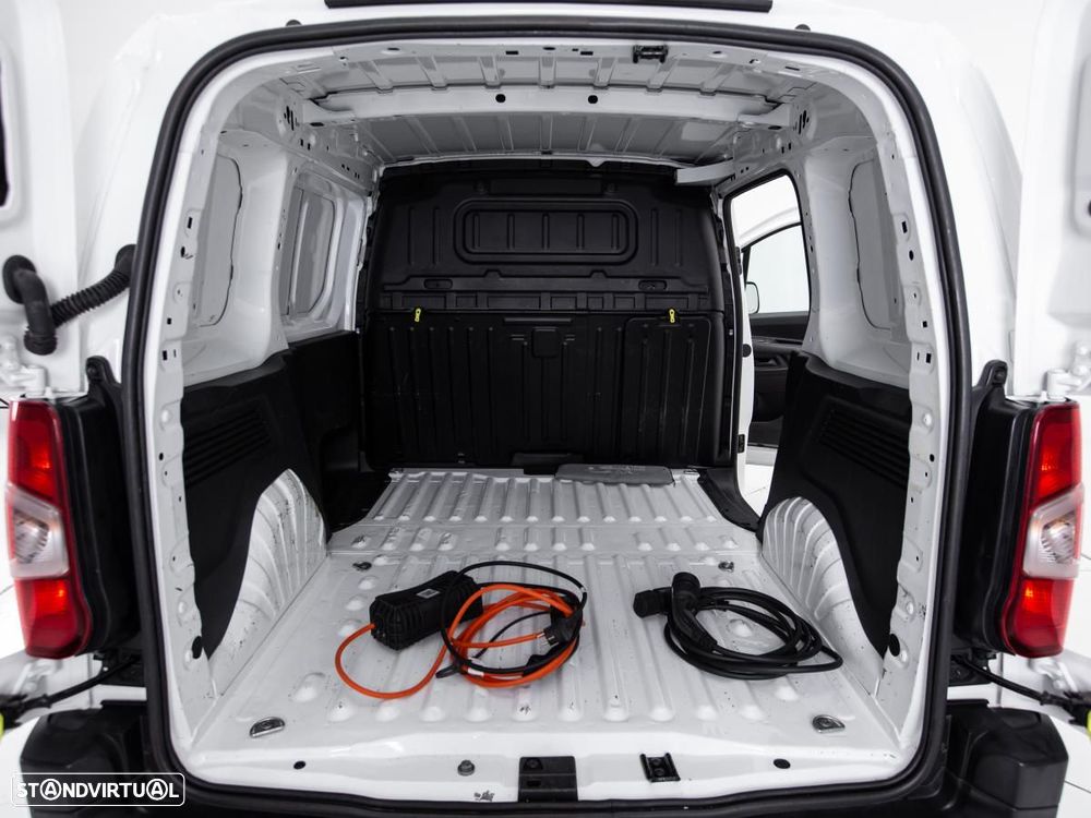 Peugeot e-Partner 50 kWh Premium Standard c/IVA - 7
