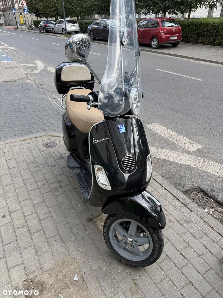 Vespa LX - 1