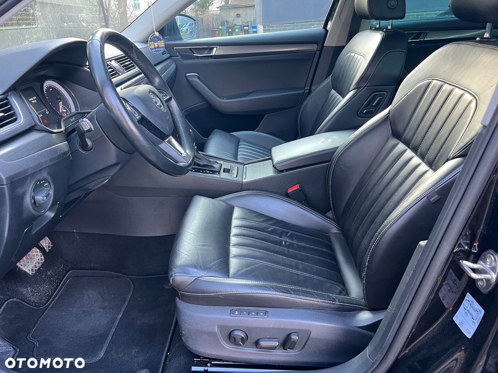 Skoda Superb 1.6 TDI DSG Ambition - 29