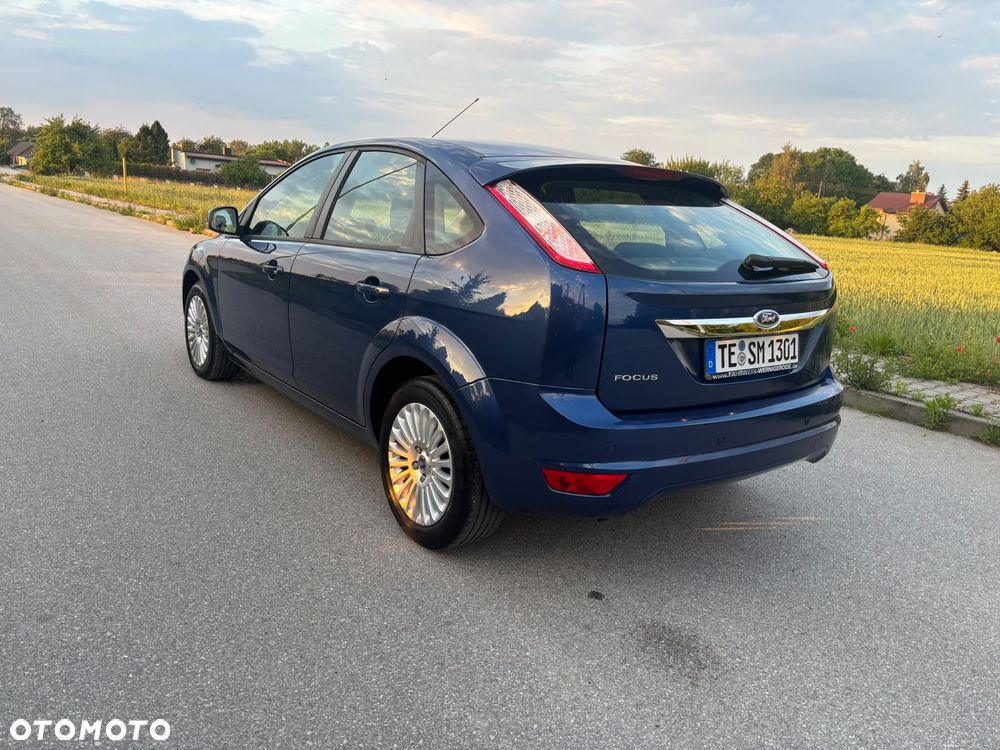 Ford Focus 1.6 16V Titanium - 18