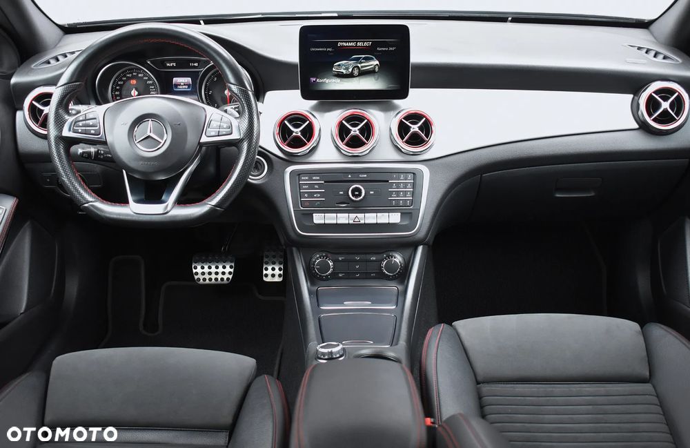 Mercedes-Benz GLA 200 d 7G-DCT AMG Line - 13