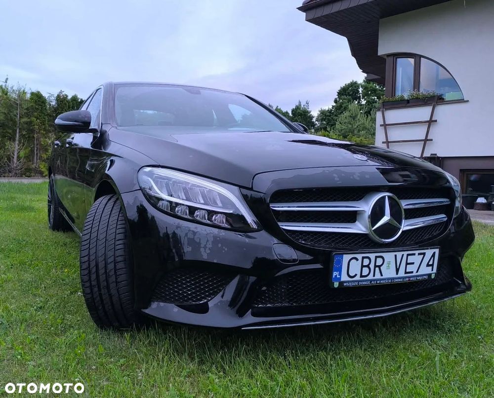 Mercedes-Benz Klasa C 300 4Matic 9G-TRONIC Avantgarde - 8