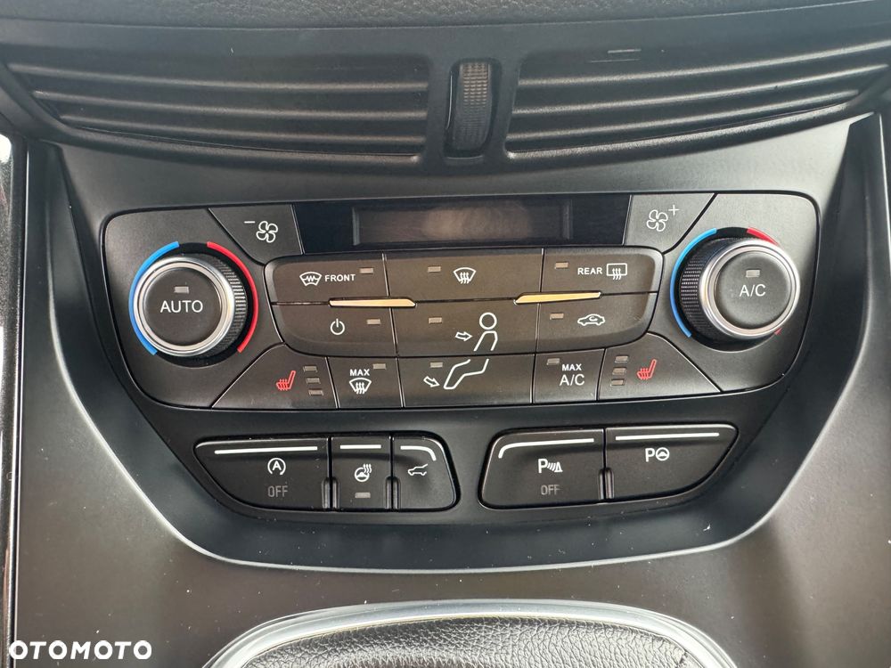 Ford Kuga 1.5 EcoBoost 2x4 ST-Line - 20