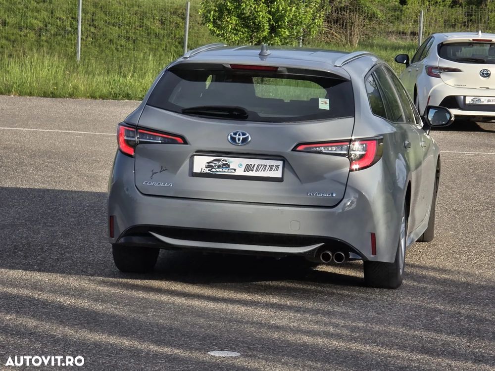 Toyota Corolla - 3