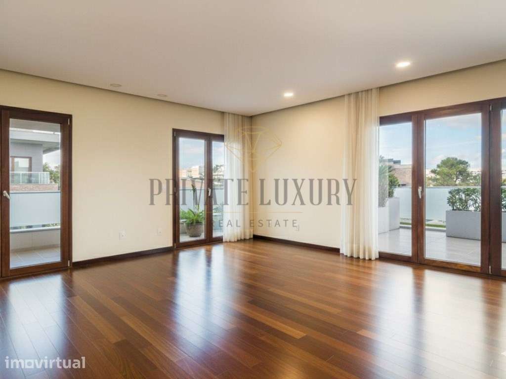 Apartamento Penthouse T5 com piscina e terraço e vista rio - Grande imagem: 3/22