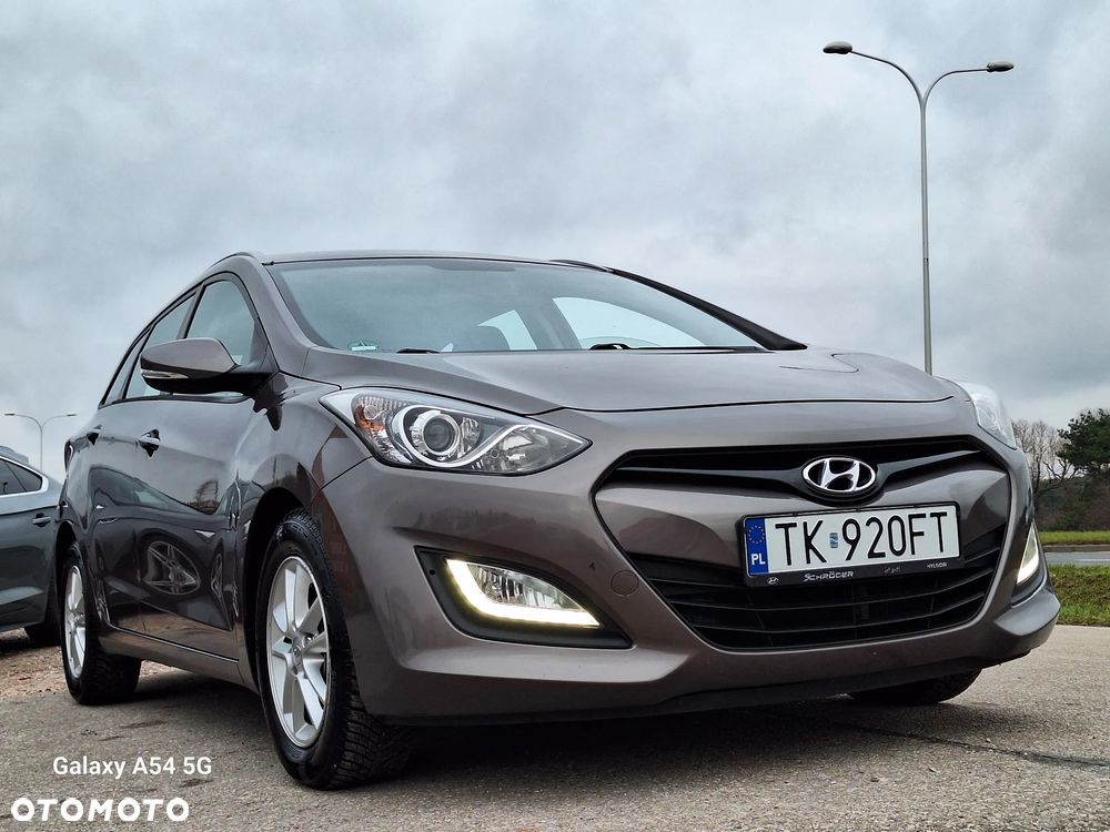 Hyundai i30 1.6 CRDi Trend - 4
