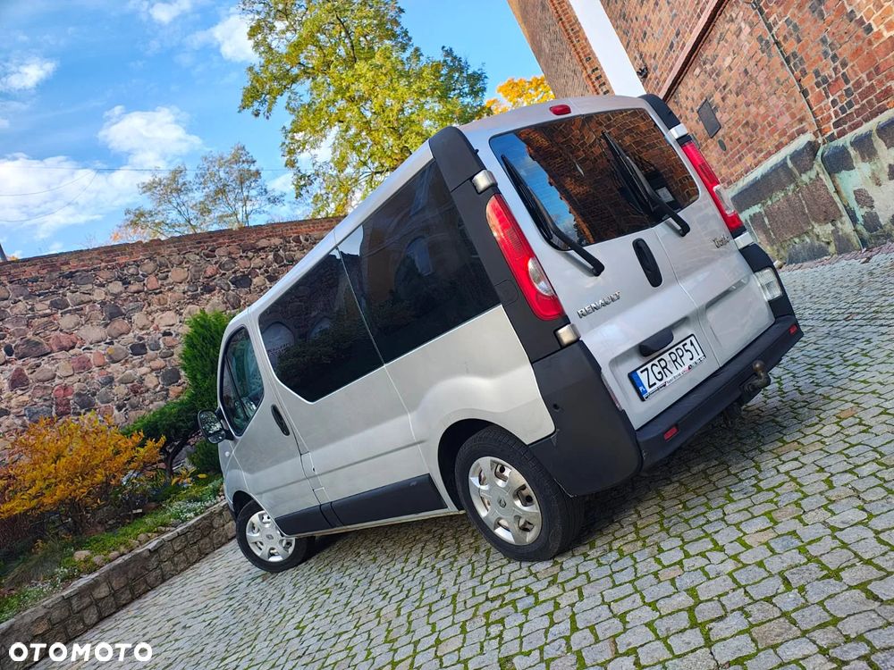 Renault Trafic - 22
