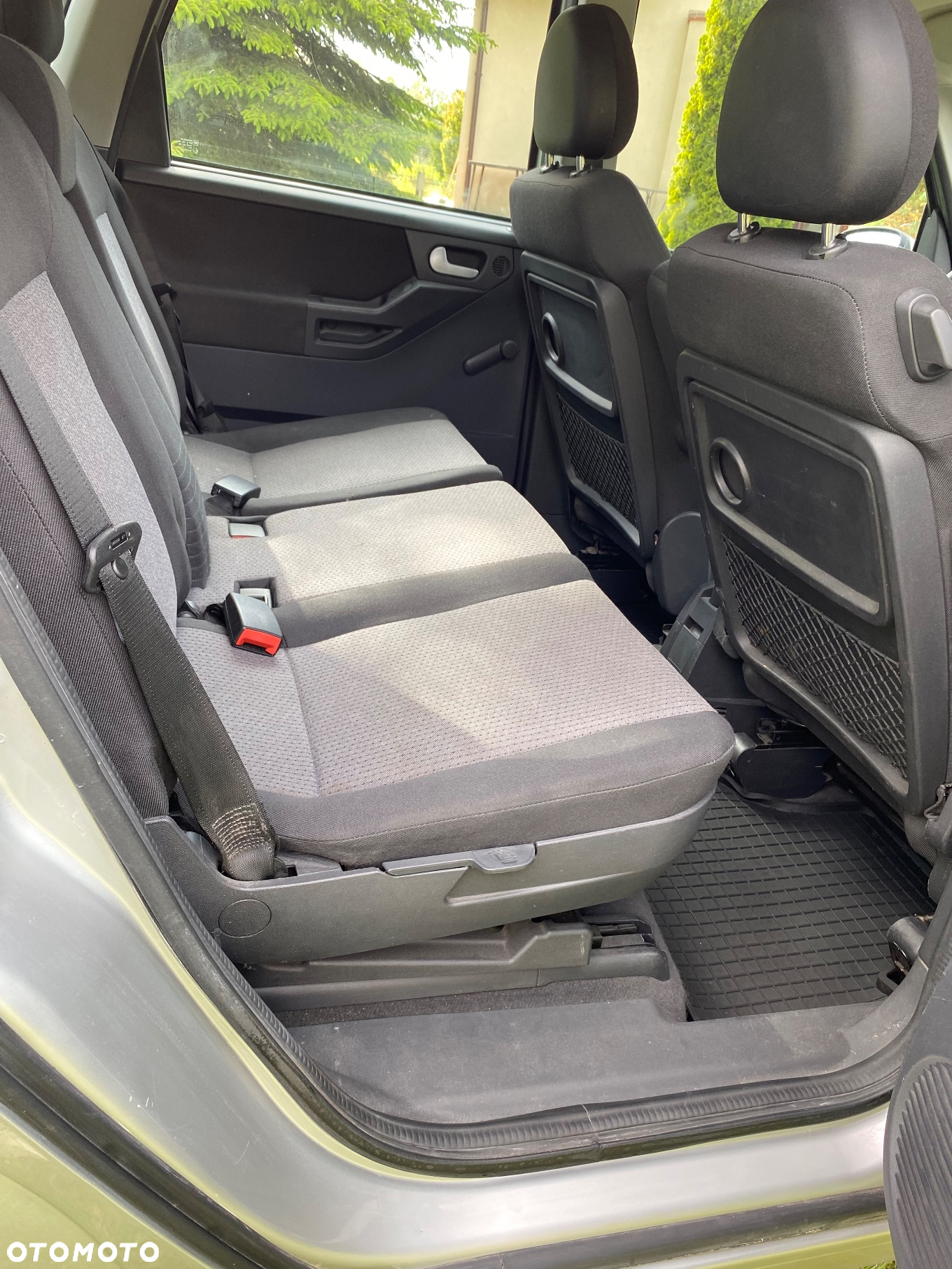 Opel Meriva 1.6 16V (Essentia) - 15