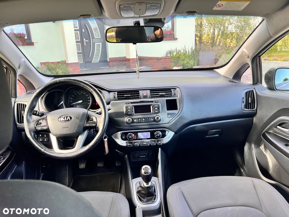 Kia Rio - 18
