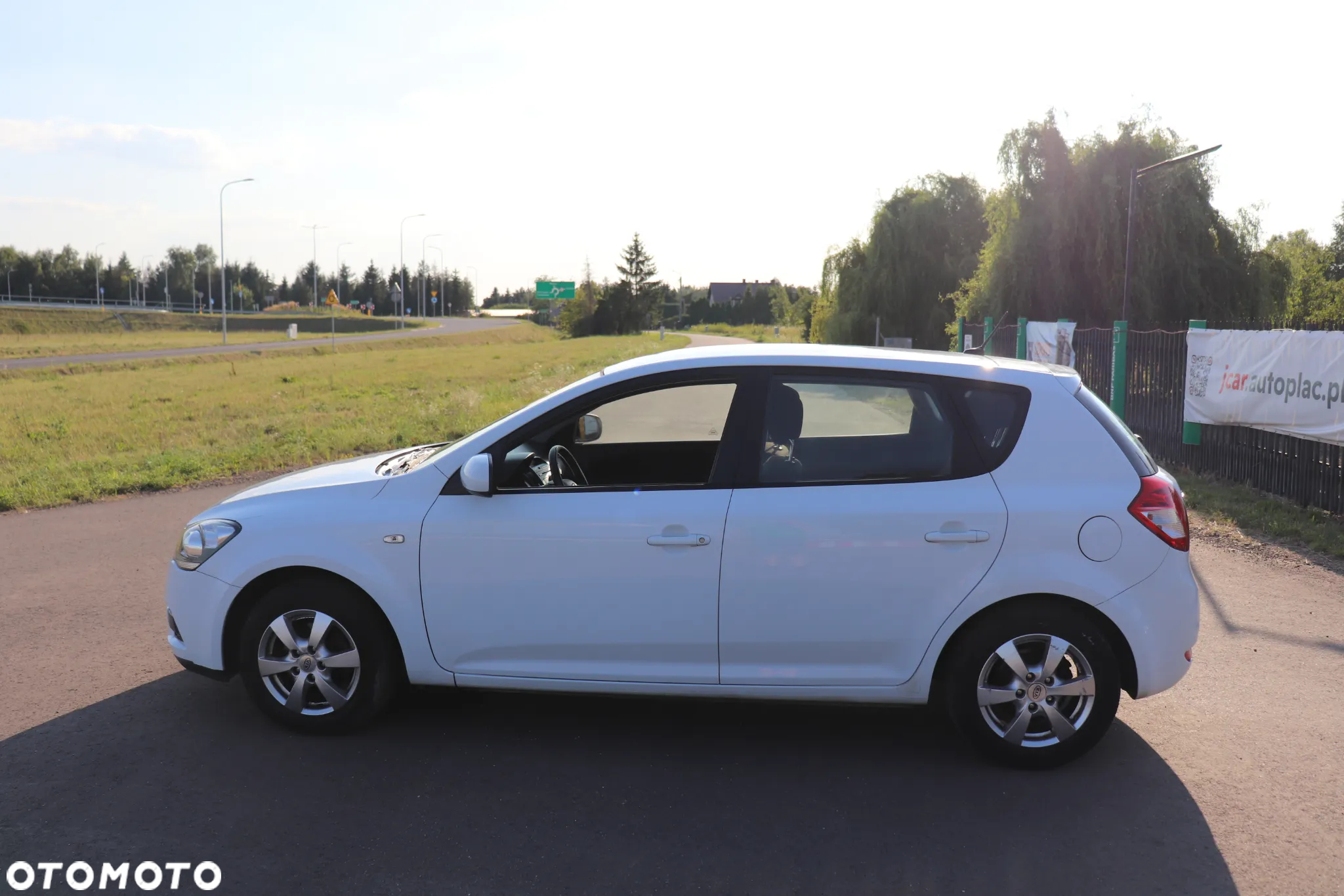 Kia Ceed 1.4 CVVT Attract - 12