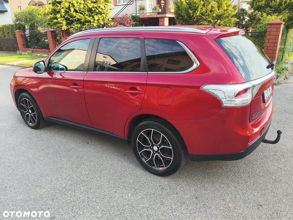Mitsubishi Outlander 2.0 2WD CVT Diamant Edition - 3