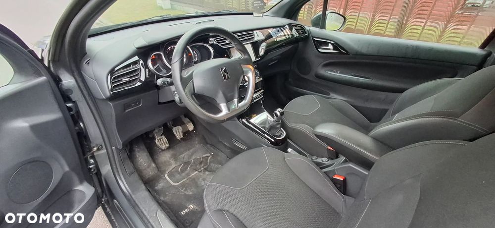 Citroën DS3 BlueHDi 100 CONNECTED CHIC - 16