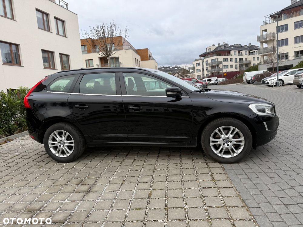 Volvo XC 60 D3 Geartronic Momentum - 8