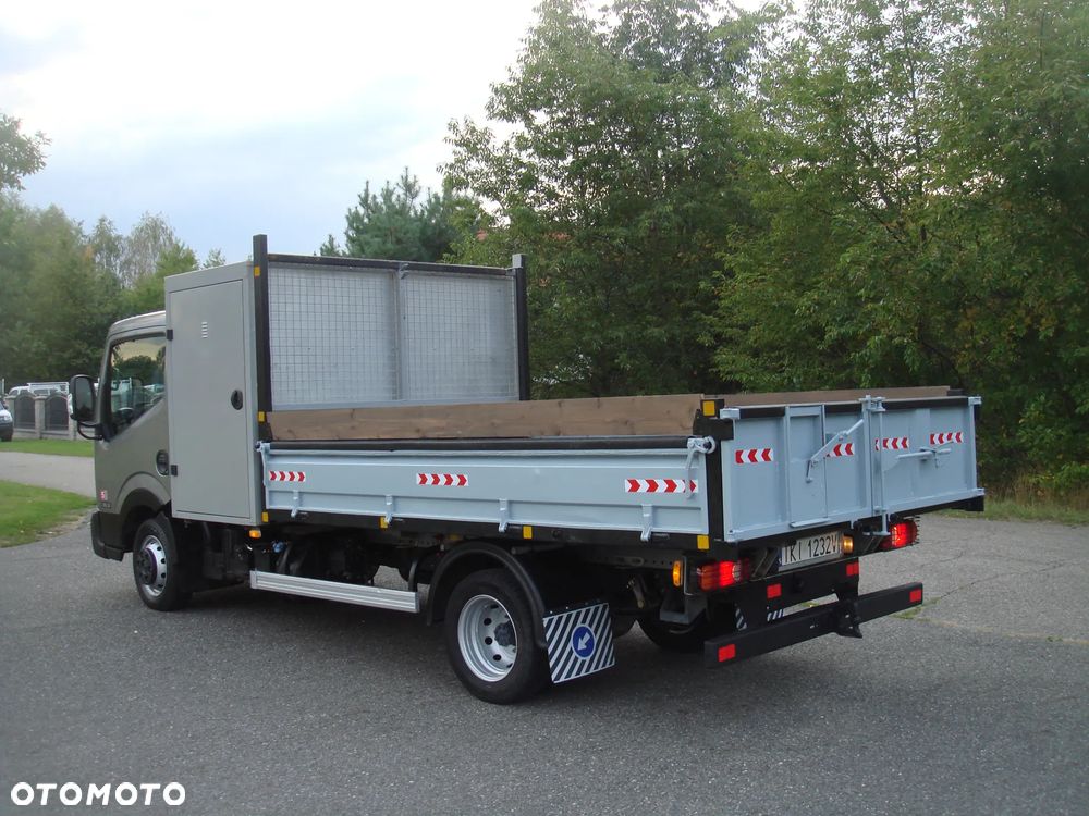 Renault MAXITY - 9
