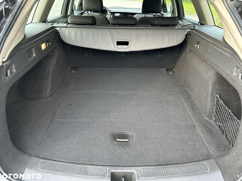 Opel Insignia 1.6 CDTI - 12