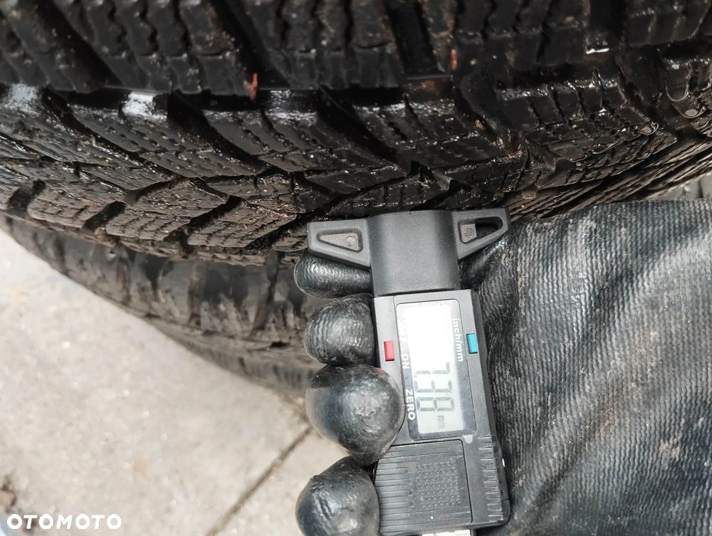 Koła zimowe Toyota RAV 4 5x114,3 225 65 17 - 7