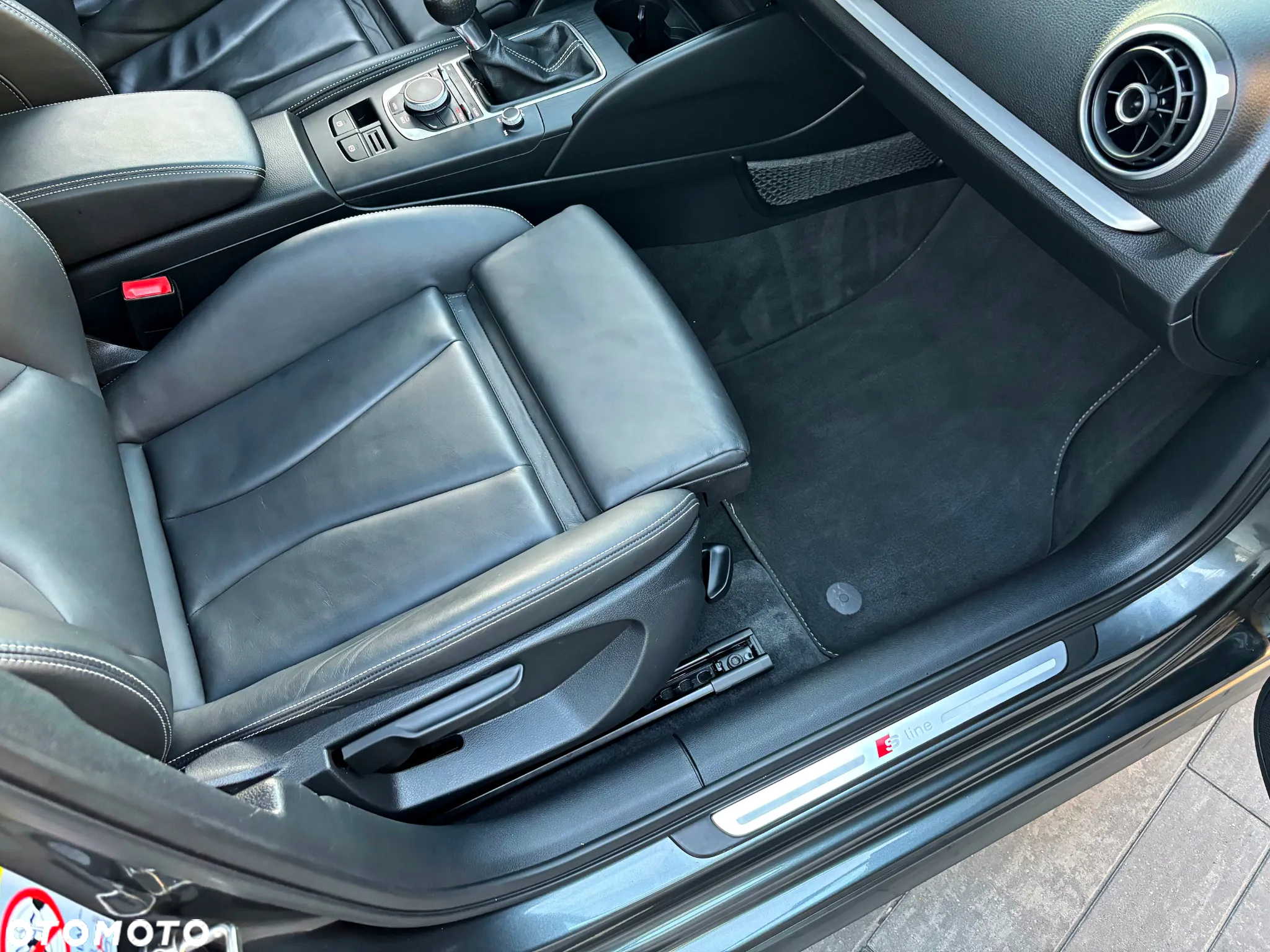Audi A3 1.8 TFSI Sportback S line Sportpaket - 34