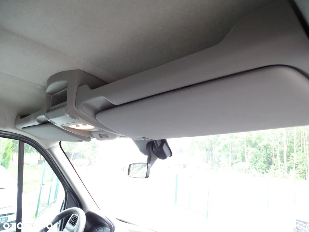 Renault MASTER  SKRZYNIA na bliźniaku - 22