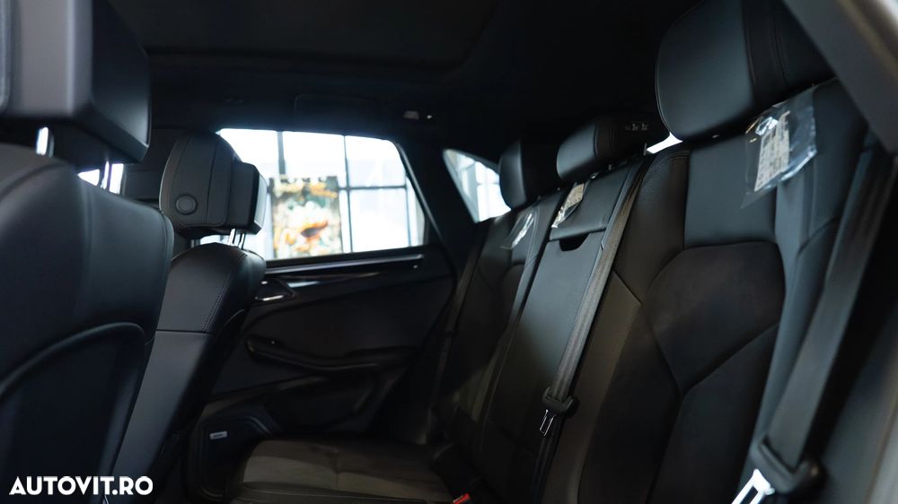 Porsche Macan - 23