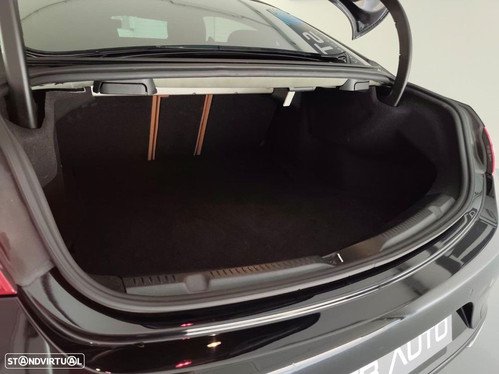 Mercedes-Benz E 220 - 38