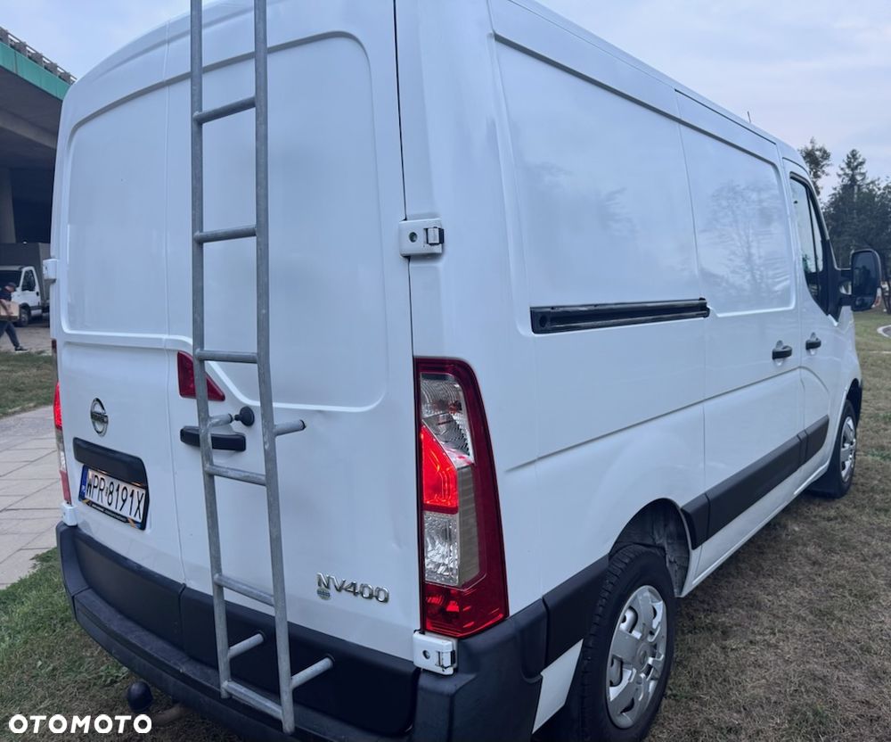 Nissan NV400 - 10