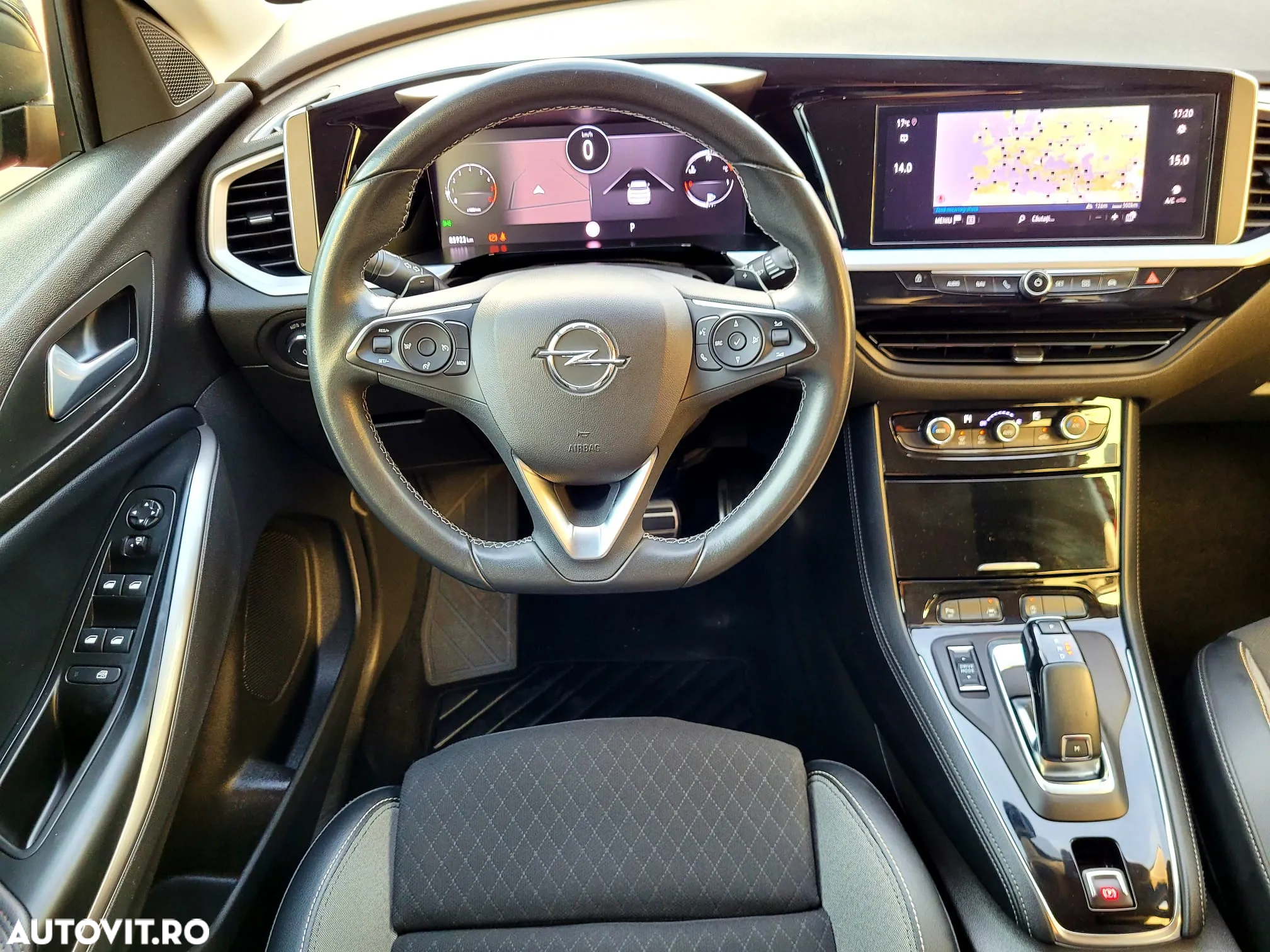 Opel Grandland X 1.2 Turbo START/STOP AT8 GS Line - 2