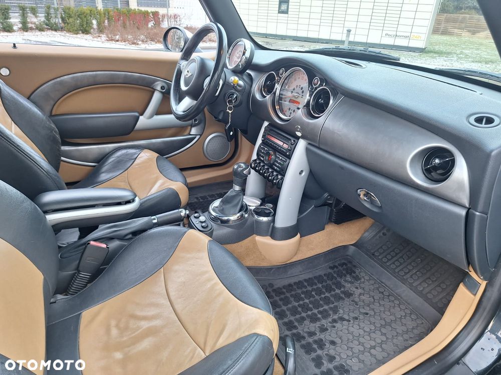 MINI Cooper S Sidewalk - 23