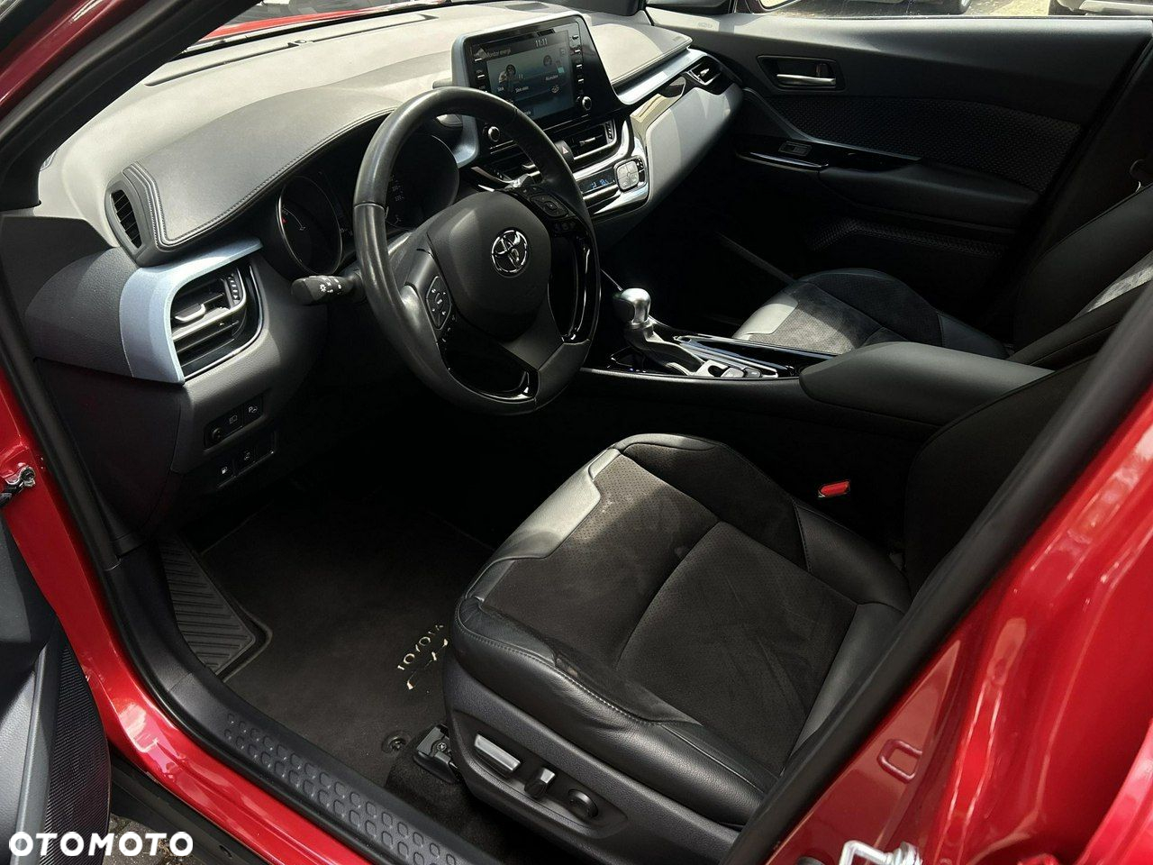 Toyota C-HR - 10