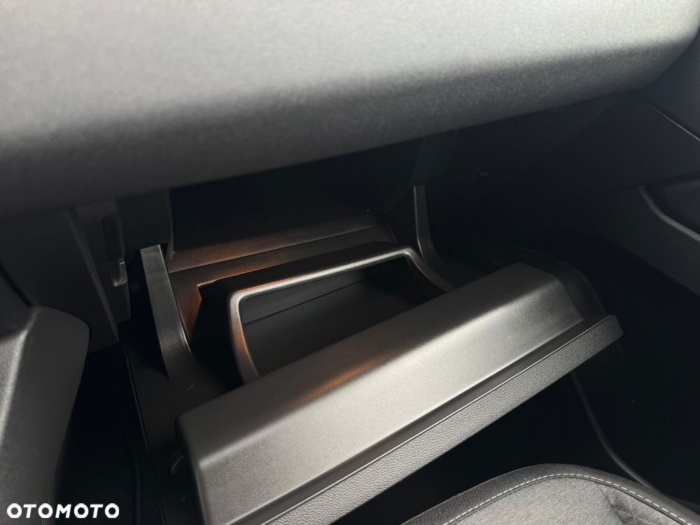 Renault Captur TCe 100 EXPERIENCE - 18
